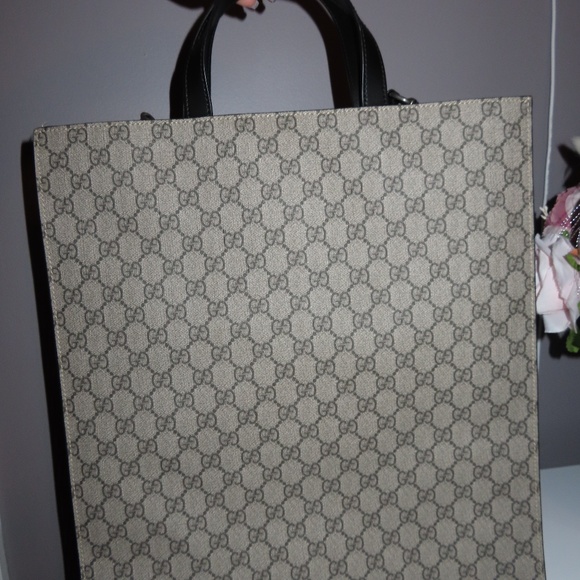 GUCCI BROWN LOGO-EMBOSSED SHOULDER BAG - Picture 2 of 7